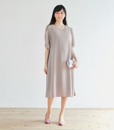 授乳服に見えないフォーマル服 日本製の着心地にこだわったマタニティ服 授乳服